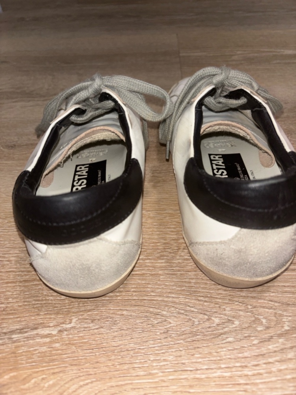 Women's Super-Star with white suede star and black leather heel tab - Picture 5 of 7